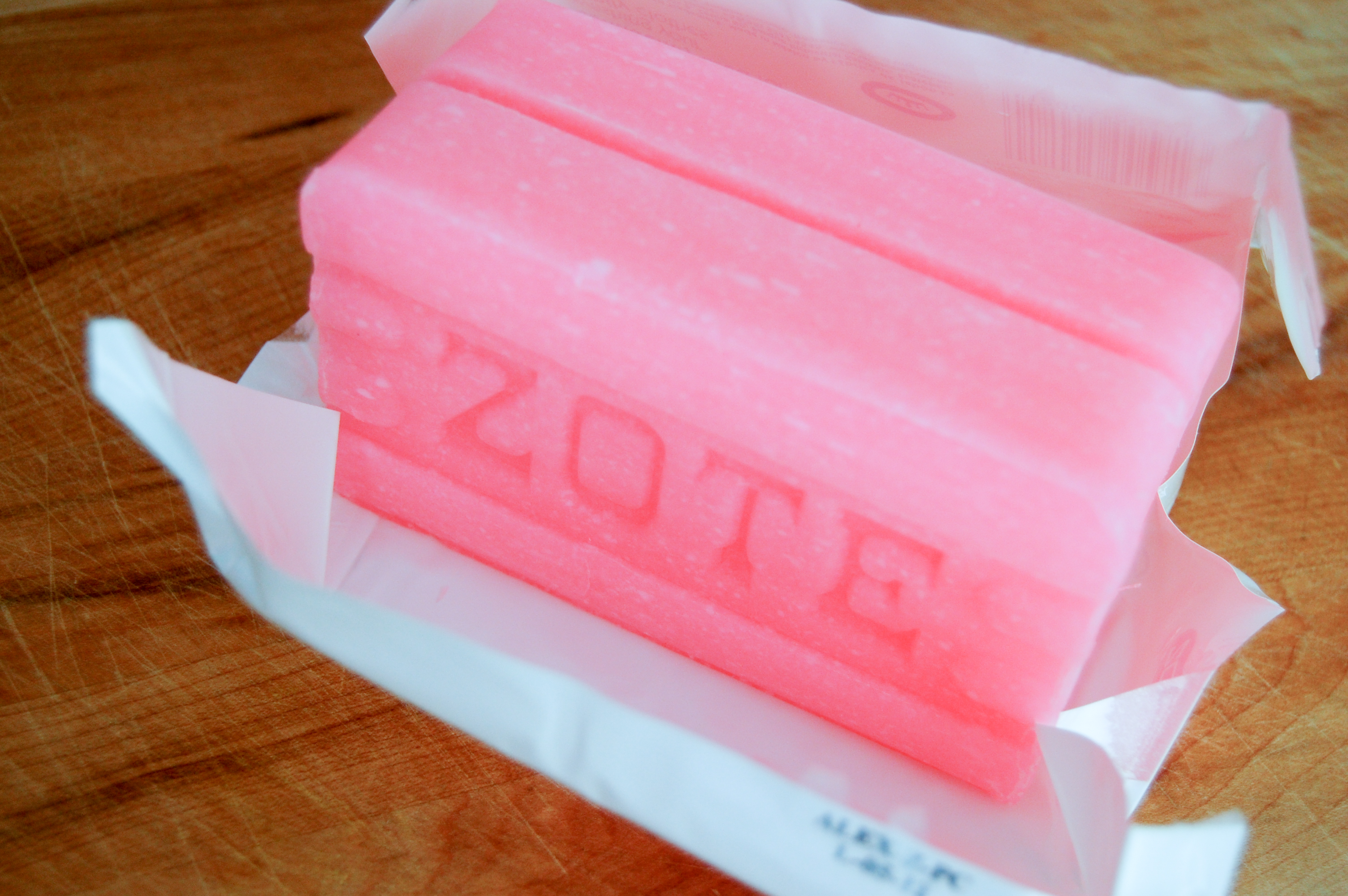 How do you use a Zote laundry soap bar?